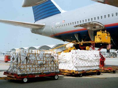 上海机场航空货运量突破400万吨